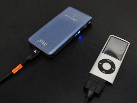 Projetor de bolso para iPhone e iPod